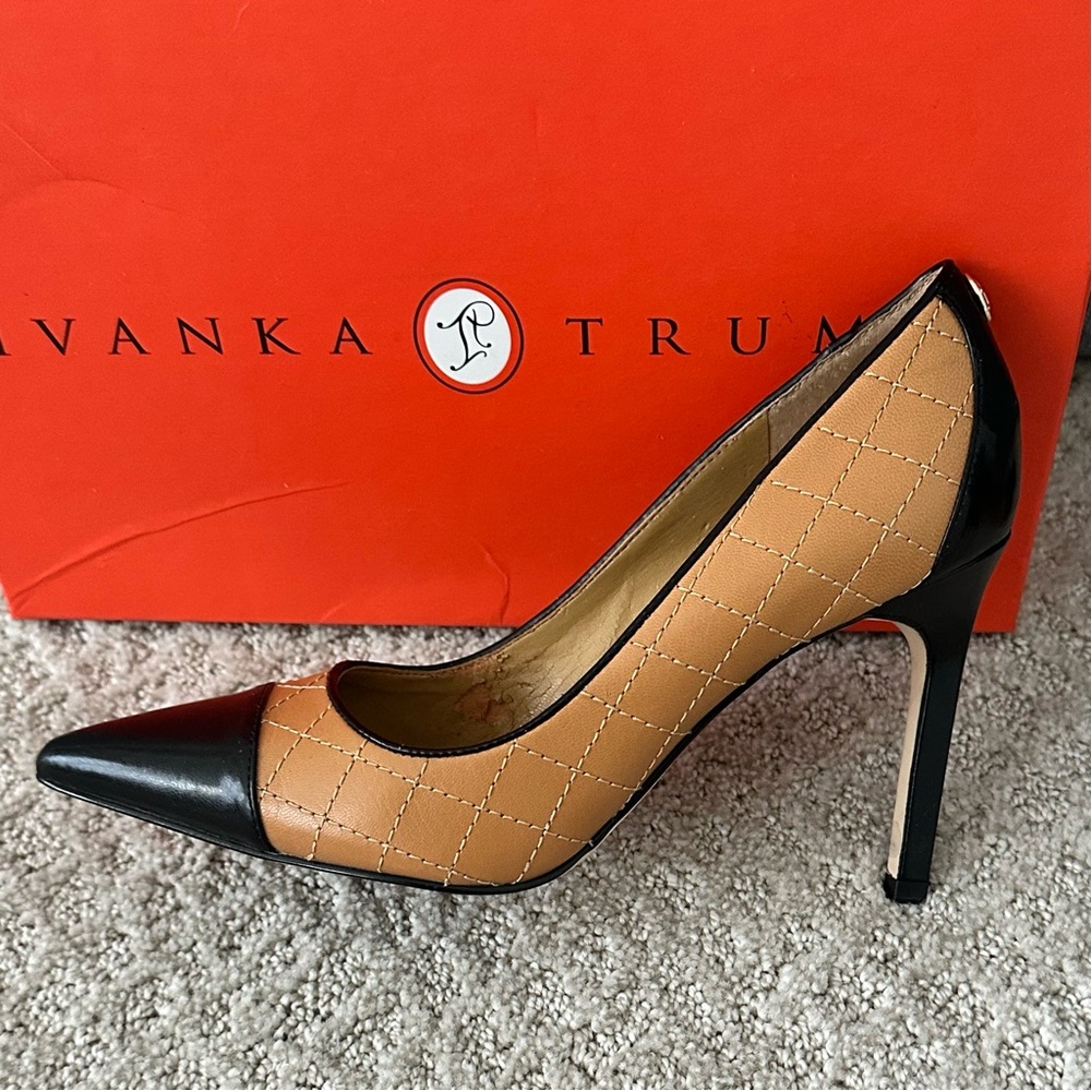 Ivanka Trump Black and Tan Pointy-Toe Heels - Picture 12 of 16